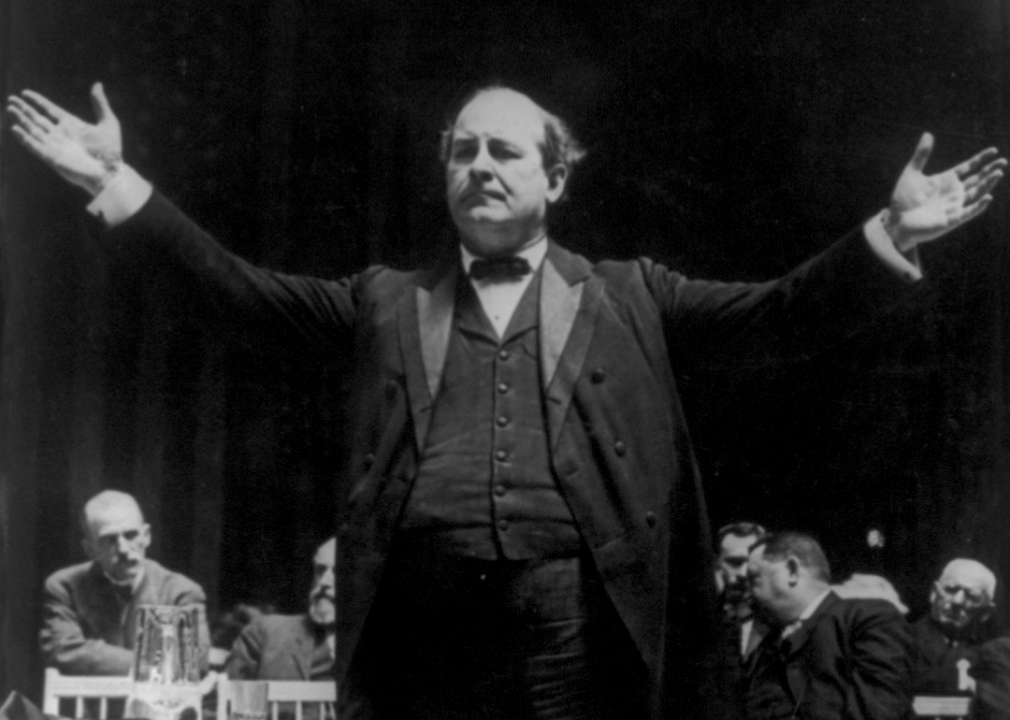 1908: Women serve as full delegates
